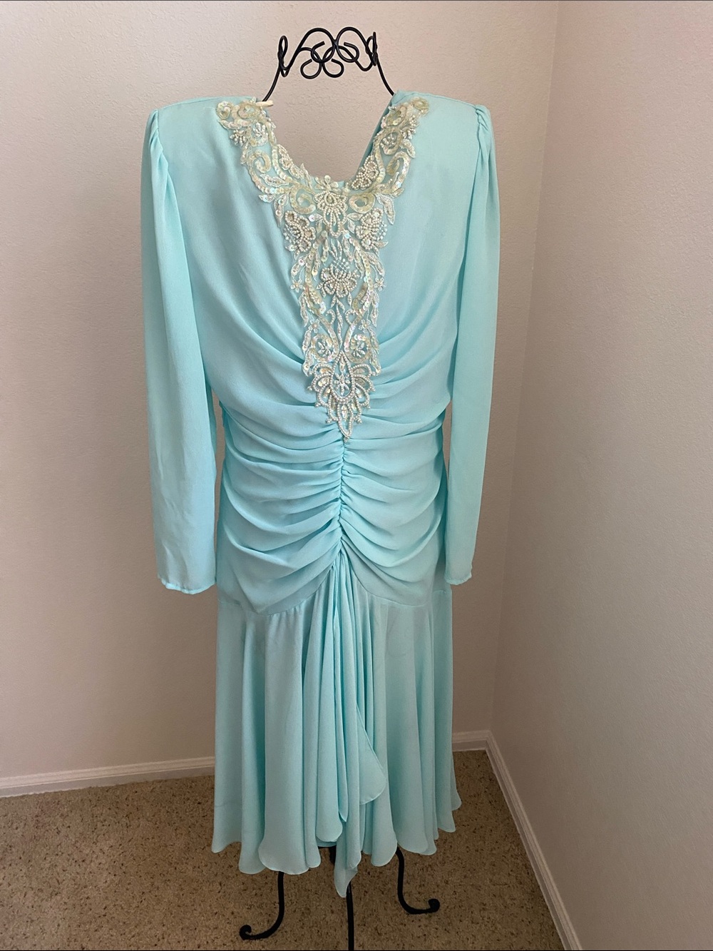 Abby Kent VTG 1980s Elegant Light Blue Ruched Midi Dress with Lace Yoke